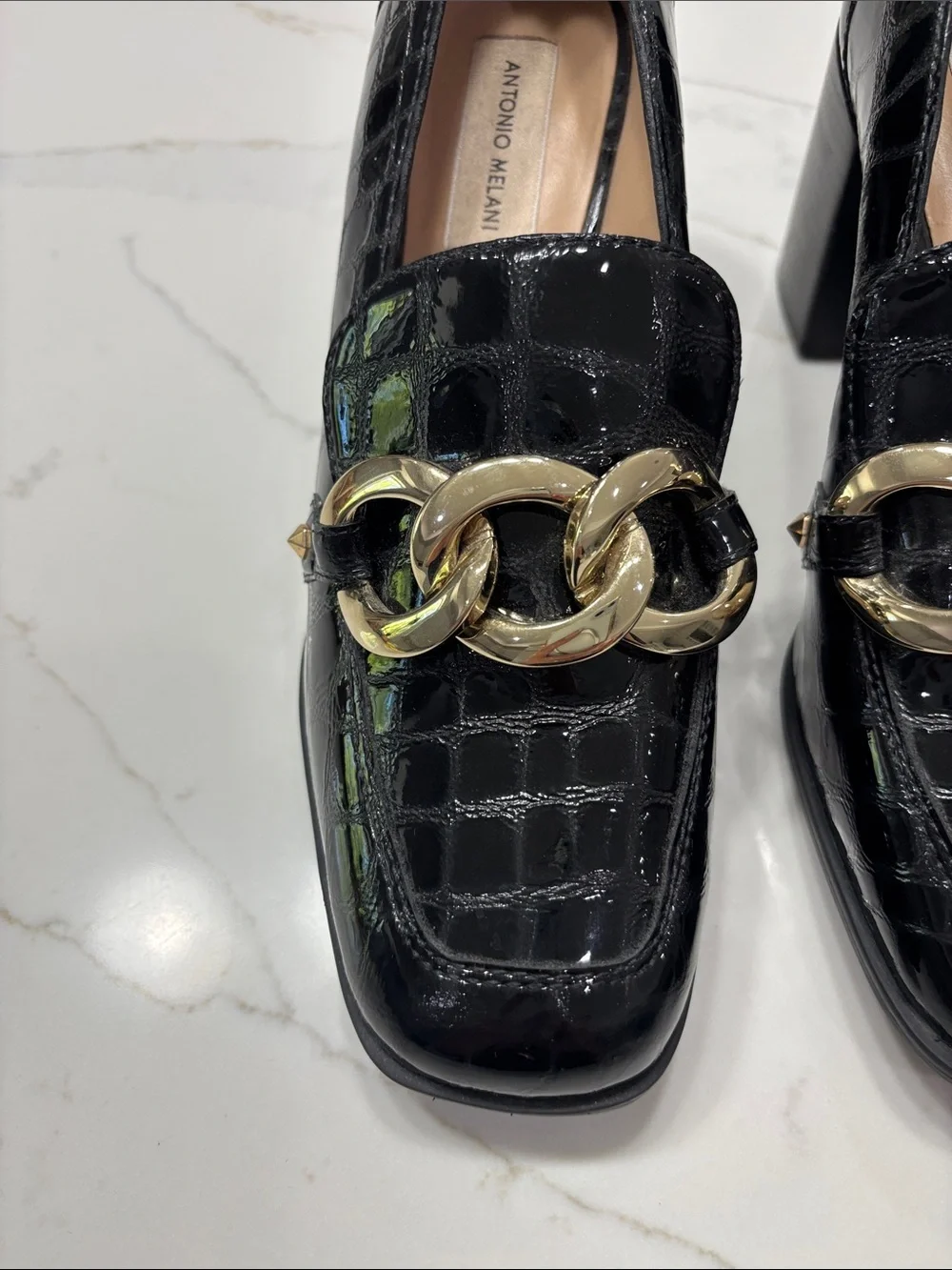 ANTONIO MELANI sleek patent
